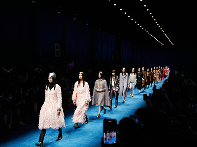 RUE AGTHONIS AW21 《凝色之态》