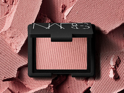 夏日进行时，NARS“夏日微醺蜜桃妆”满满元气，温柔出击！