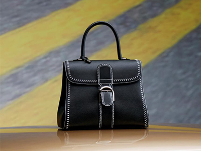 DELVAUX推出Mythical Highway神秘的高速公路系列