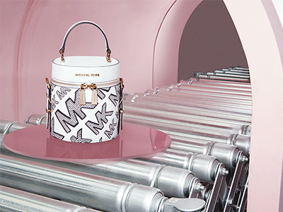 浪漫氤氲，七夕制爱：MICHAEL KORS 2021七夕胶囊系列广告大片