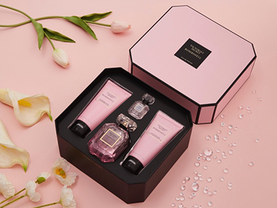 甜蜜七夕，爱你所爱 维多利亚的秘密倾情呈现七夕甄礼