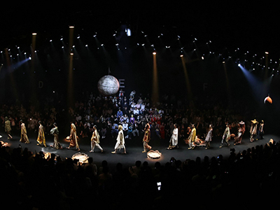 “你我皆星辰”｜「TUYUE涂月」2022春夏系列「明日之后」