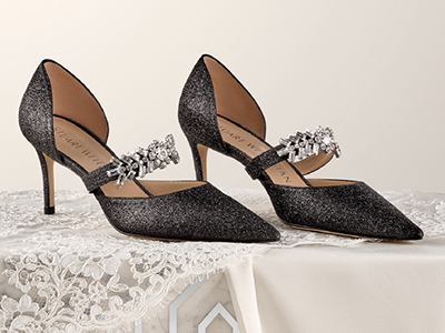 点亮缱绻爱意，闪耀炽爱时刻 STUART WEITZMAN Promise系列开启心动篇章