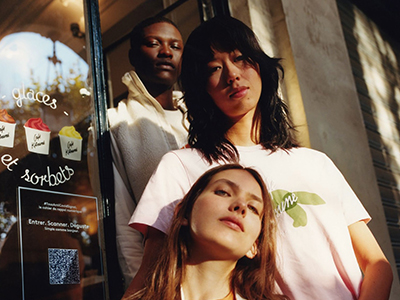 MAISON KITSUNÉ 首次为 CAFÉ KITSUNÉ 设计成衣和配饰系列