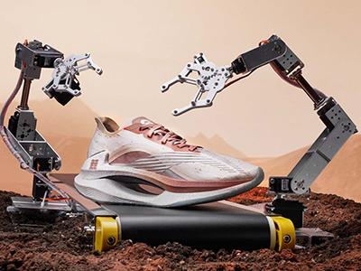 BLUE SKY LAB联合李宁设计限量款跑鞋将于11月14日全球首发