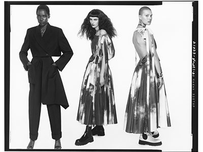Alexander McQueen 2022春夏女装系列广告大片发布