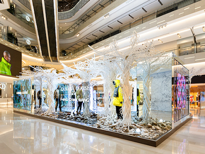 Canada Goose加拿大鹅沉浸式体验空间揭幕 前往探索Canada Goose x Feng Chen Wang x Xu Zhen联名胶囊系列