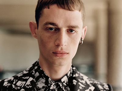 Alexander McQueen 2023早春男装系列