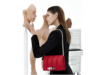 Alexander McQueen亚历山大麦昆 呈现The Slash手袋微电影