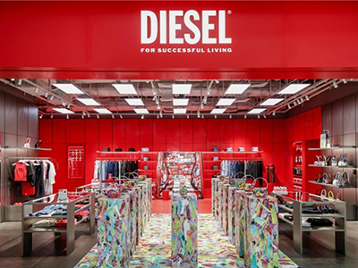 DIESEL广州首店于天汇广场igc正式启幕 携手涂鸦艺术家陈轩荣共创限定款1DR包袋