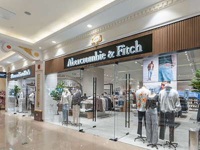 Abercrombie & Fitch上海环球港假日概念店盛大开业