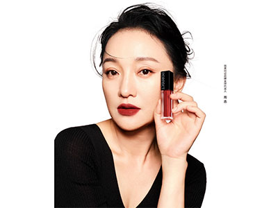 专业科技 妆养合一 完美日记「仿生膜」精华唇釉重磅登场