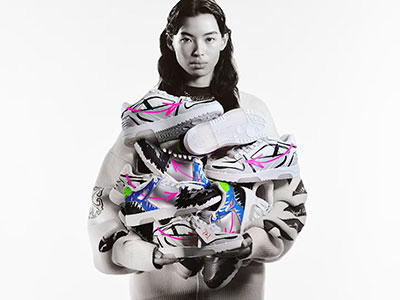 全新限量版 Off-White™ c/o BSTROY™ “OUT OF OFFICE” 运动鞋： 致敬科技与设计之美