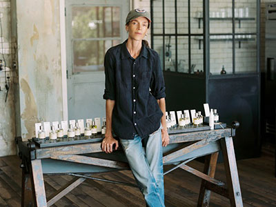 LE LABO 限定版经典香氛蜡烛 降龙涎香 17