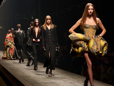 VERSACE 2025 秋冬系列