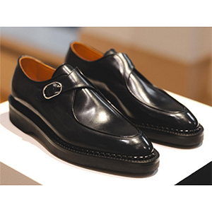John Lobb 2026春夏系列：承袭英伦风范，立序当代型格