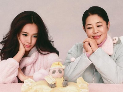 tbh家居立冬发布POMPOM「宛若新生」系列 特邀倪萍与新生代少女Cayla演绎跨代对话