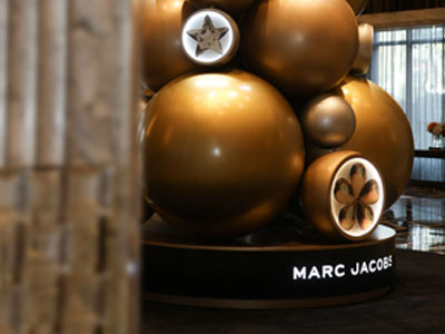 假日礼遇 “杰”然不同 与莫杰香氛共度璀璨节日时光 