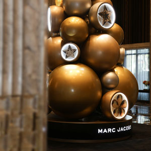 假日礼遇 “杰”然不同 与莫杰香氛共度璀璨节日时光 