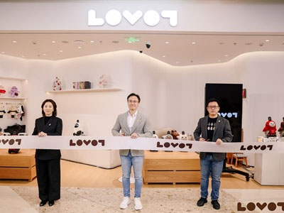 AI陪伴机器人品牌LOVOT上海ifc商场店盛大开业 深化高端战略布局，中国市场再落一子