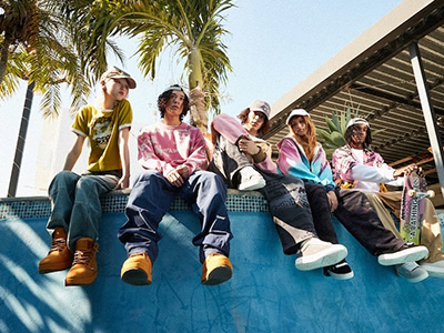 AAPE发布2026春夏系列广告大片 致敬态度与风格共生的街头黄金年代