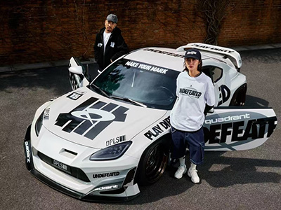UNDEFEATED × Quadrant 联名胶囊系列现已发售