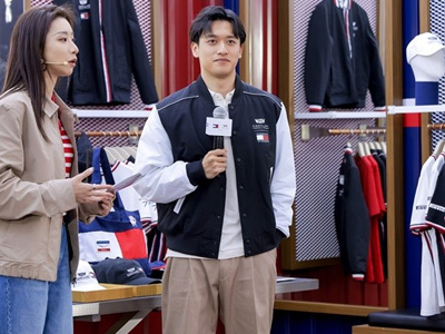 F1®赛车手周冠宇亮相上海TOMMY HILFIGER X 凯迪拉克F1®车队联名系列快闪店，并出席直播访谈活动