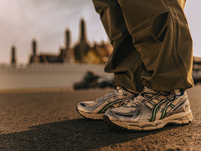 ASICS亚瑟士携手CARNIVAL推出全新联名鞋款GEL-KAYANO 12.1_FINAL