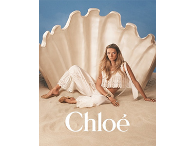 CHLOÉ发布 “CHLOÉ À LA PLAGE系列”: 由APPLE MARTIN 演绎夏日篇章