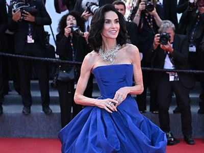 黛米·摩尔 Demi Moore 佩戴施华洛世奇培育钻石高级珠宝系列闪耀戛纳红毯