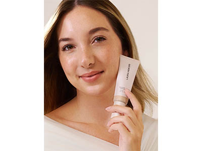 全新 Laura Mercier 罗拉玛希有色面霜 保湿款 轻妆隐瑕，透润原生