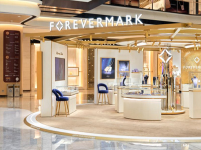 永恒之曜 春城遇见 FOREVERMARK 永恒印记全新“春城凝曜”限时体验空间暨“花开曜至”艺术珠宝展 昆明恒隆广场盛大启幕