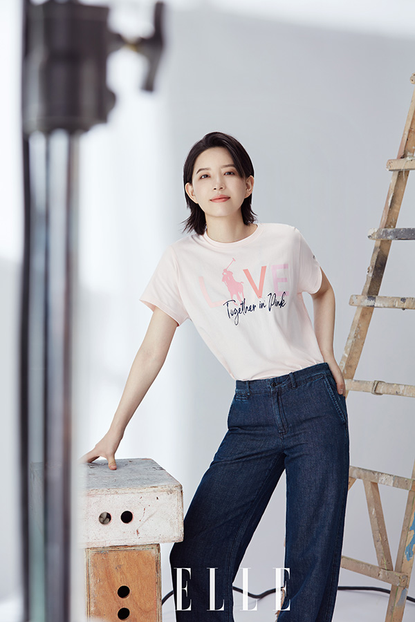 ELLE-Li Sidanni in Pink Pony T Shirt.jpg