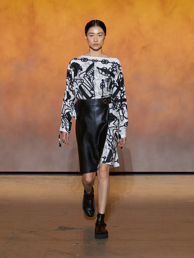 RUNWAY_HERMES_WRTW_SS22@FilippoFior_45.jpg