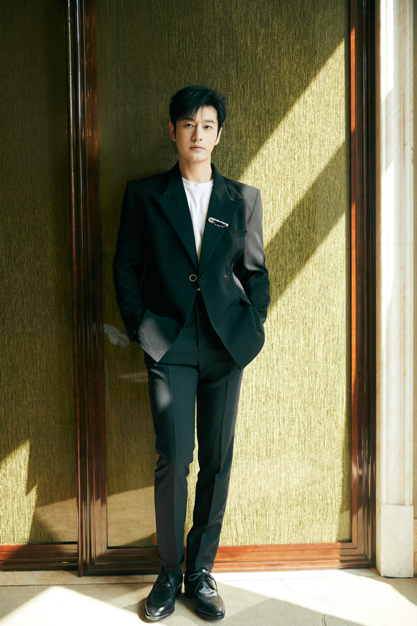 黄晓明 Henley 1.jpg