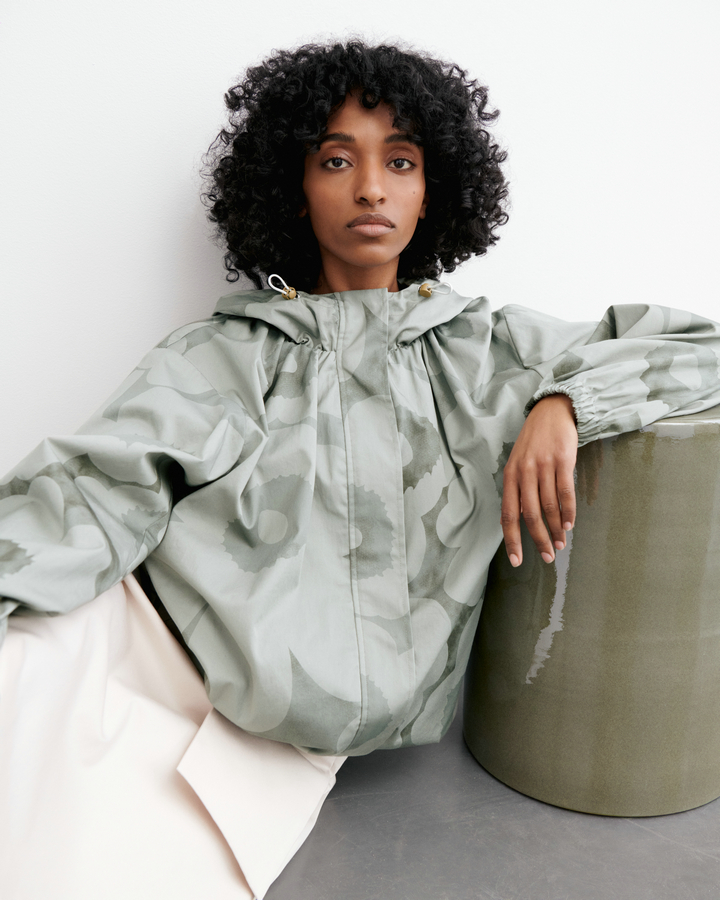 20211216185343hmxye.jpg MM_Ecom_221_Elevated_7_013_F05.jpg