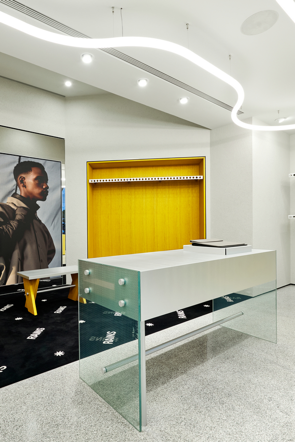 20211218225451kteiy.jpg RAINS_SHANGHAI_3.jpg