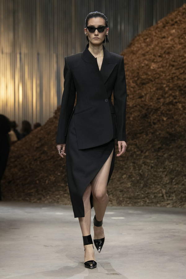 mcq_fw22_006.jpg