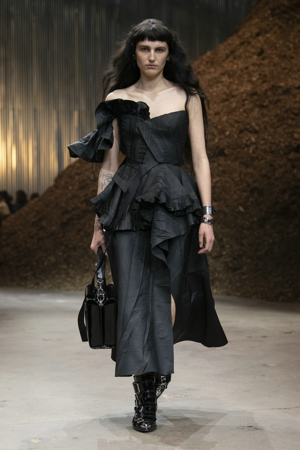 mcq_fw22_010.jpg