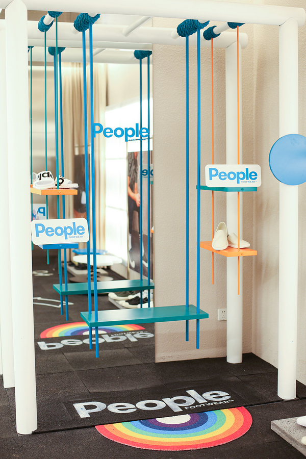 20220928231739ckzaw.jpg 00_从履People Footwear Pop-Up店铺于CANAL STREET坚尼街期间限定.jpg