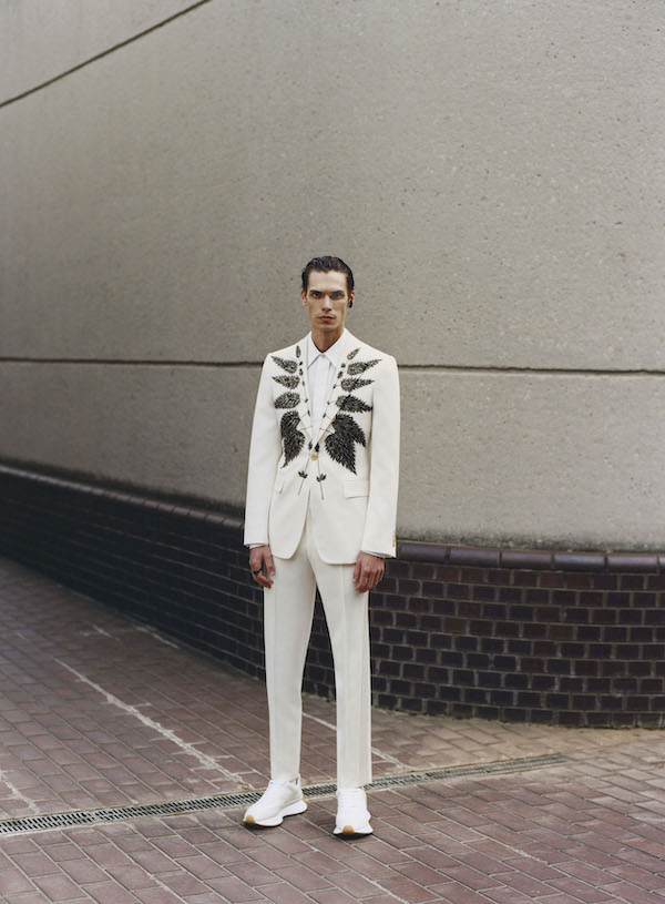 AMQ MENSWEAR PRE SS23 LOOK 34 (2).jpg