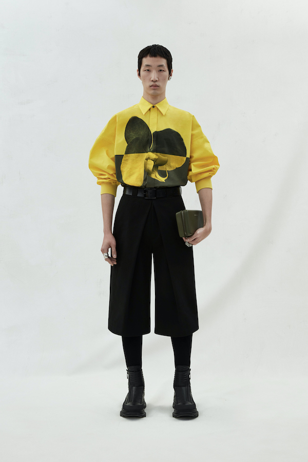 AMQ AW23 MENS LOOK 16.jpg