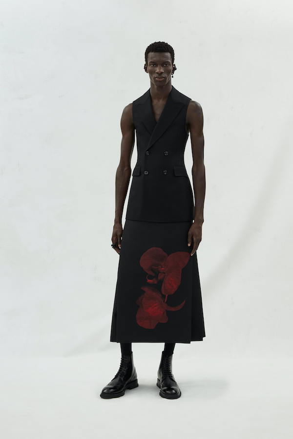 AMQ AW23 MENS LOOK 31.jpg