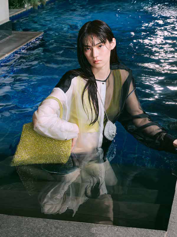 ANTEPRIMA WIREBAG_SS23_GENTO COLLECTION_STANDARD_BGS047057_GIALLOGENTO_HKD2995_LUCCHETTO MINIATURA_PL21FLB6U3_ARGENTO_HK1995.jpg