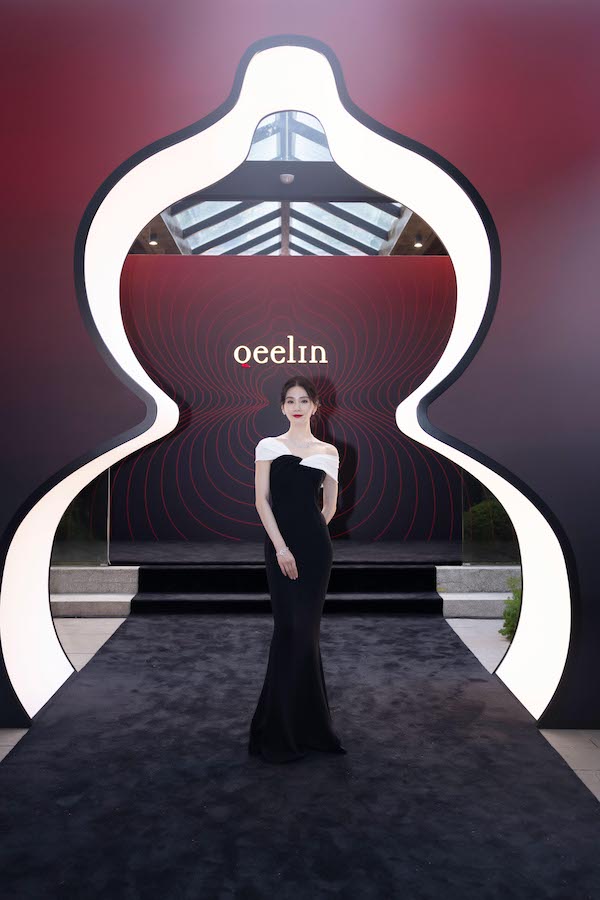 品牌代言人刘诗诗佩戴Qeelin Wulu Wulu系列珠宝出席Qeelin麒迹花园私享珠宝展.jpg