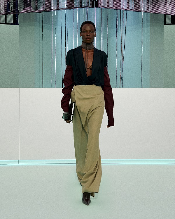 BOSS_FW23_Fashion_Show_Runway_Full_Look_Images-10__original.jpeg