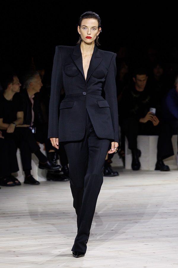 LOOK 6.jpg