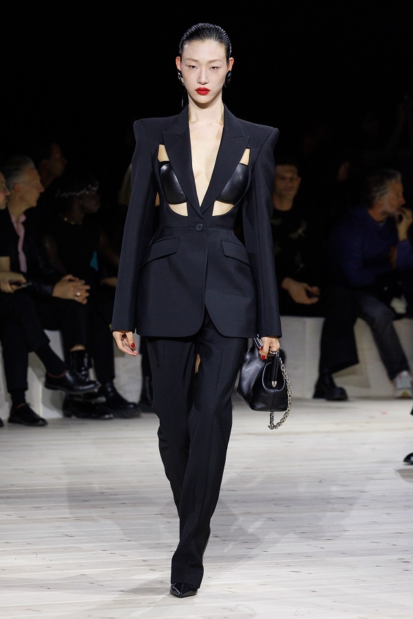 LOOK 12.jpg