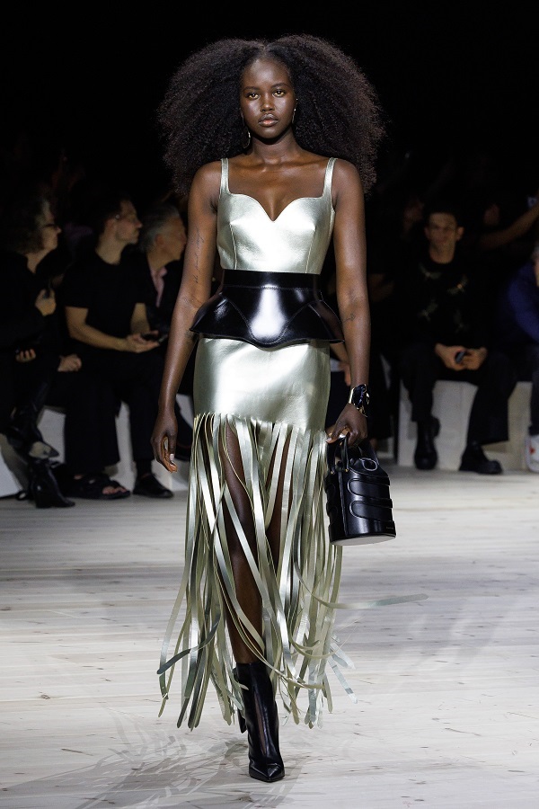 LOOK 24.jpg