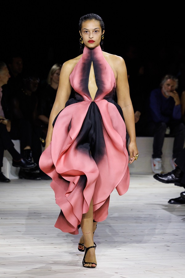 LOOK 40.jpg